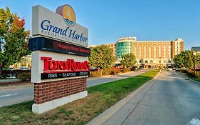 Grand Harbor Resort